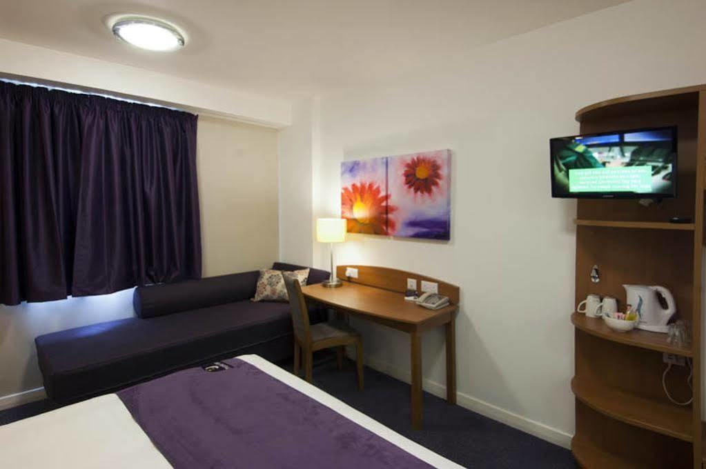 Premier Inn Брентвуд Екстер'єр фото